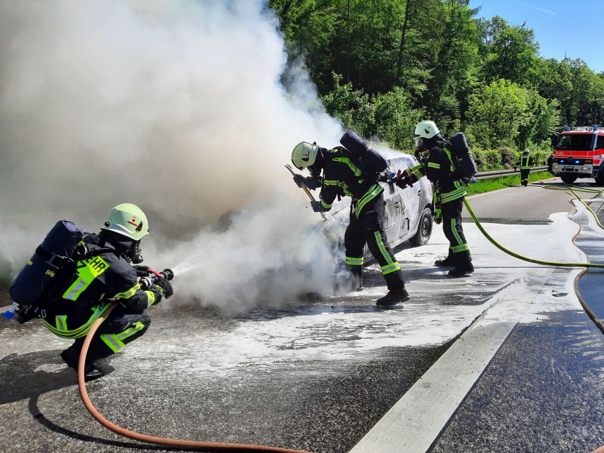 09.05.2024 10:23 Uhr | Brandeinsatz Pkw, A3 Fahrtrichtung Köln (24)