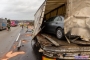 Öl-Alarm nach Lkw-Unfall auf der Autobahn