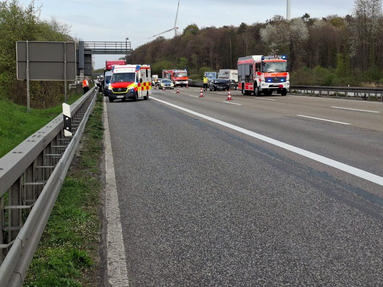 Schwerer Verkehrsunfall auf der Autobahn